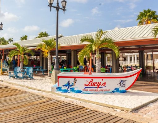 Lucy’s Retired Surfers Bar in Aruba: The Perfect Place to Grab a Drink and Wi-Fi Lucy’s Retired Surfers Bar in Aruba