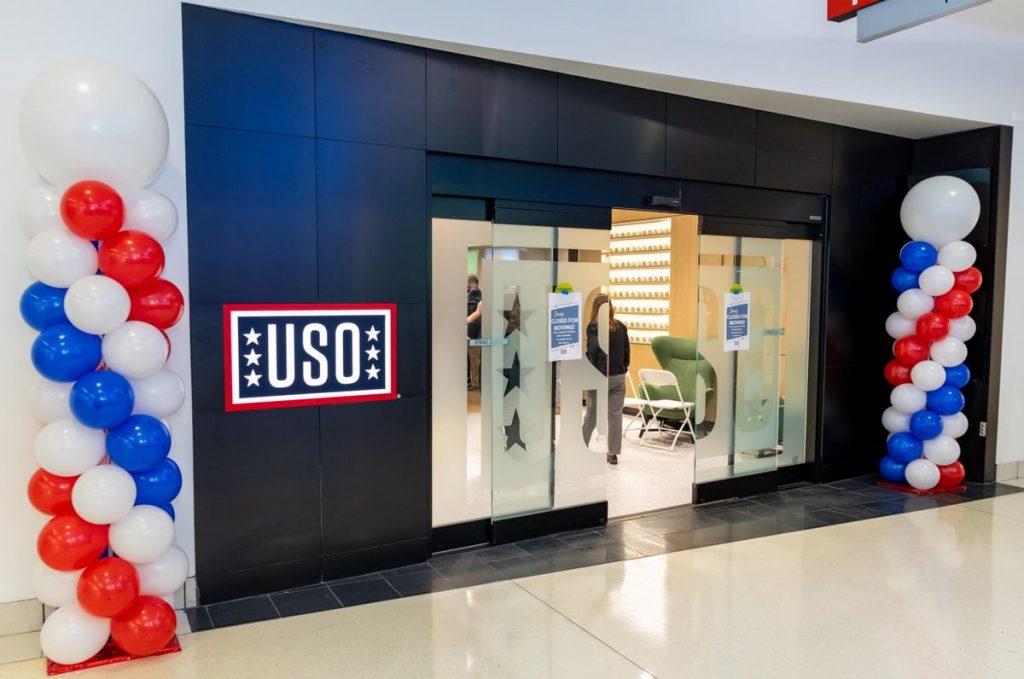 USO lounges for military travelers